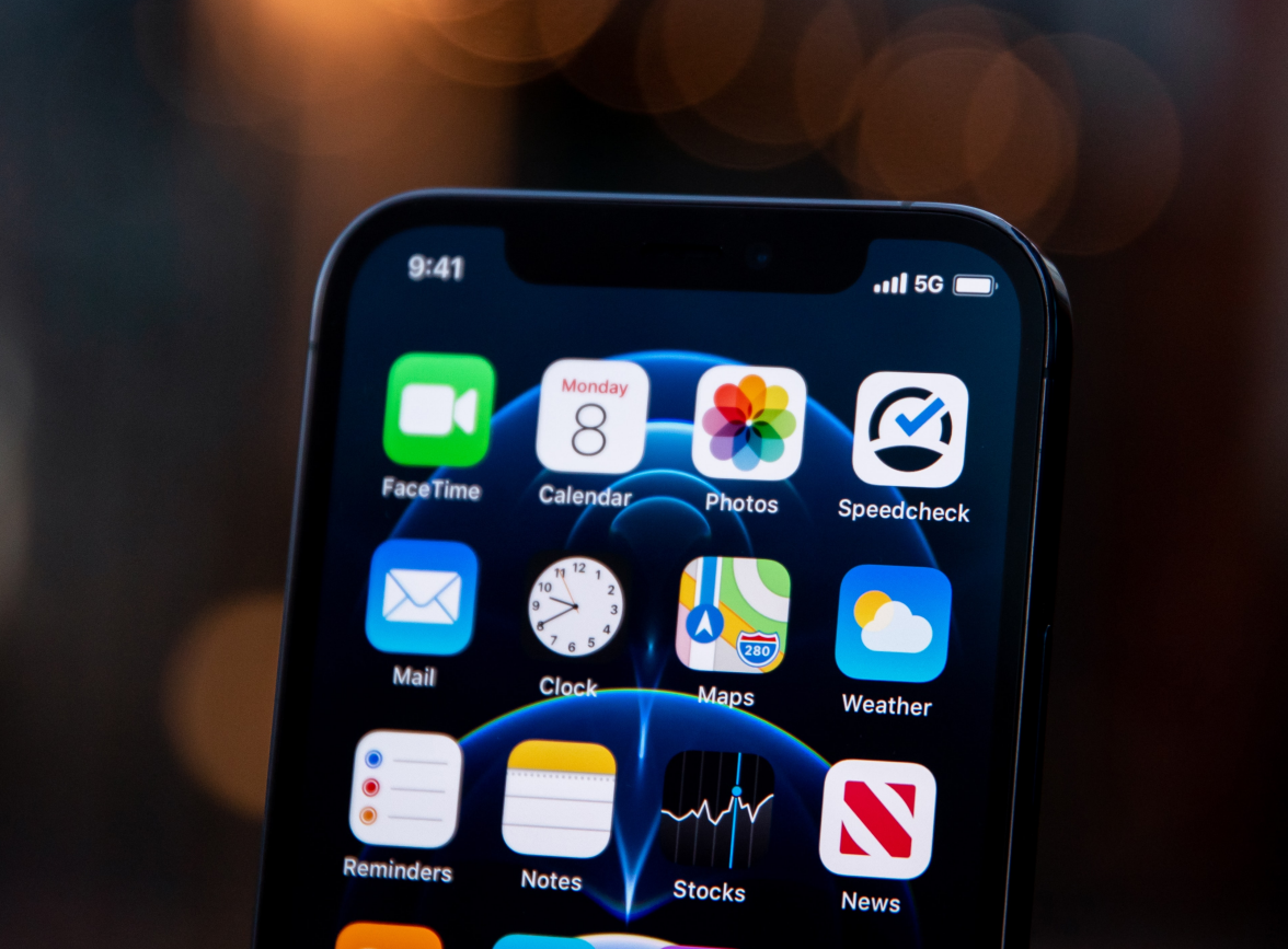 黟县苹果手机维修分享为什么 iPhone 12 在冬季会自动关机 