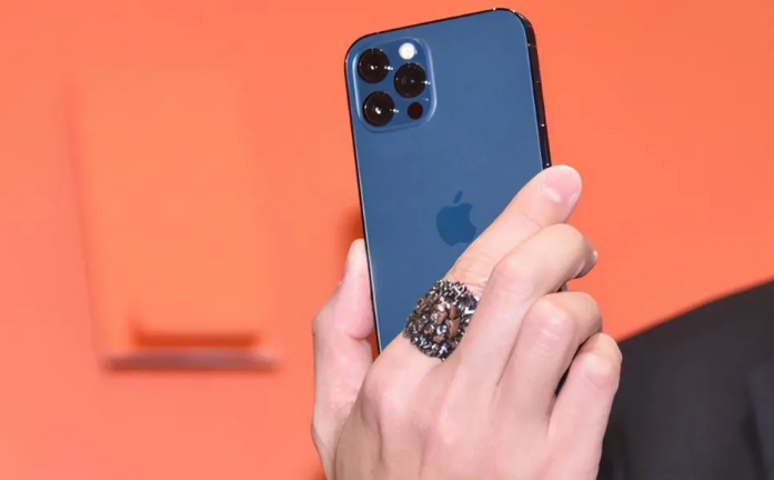 黟县苹果手机维修分享iPhone12系列重启方法教程 